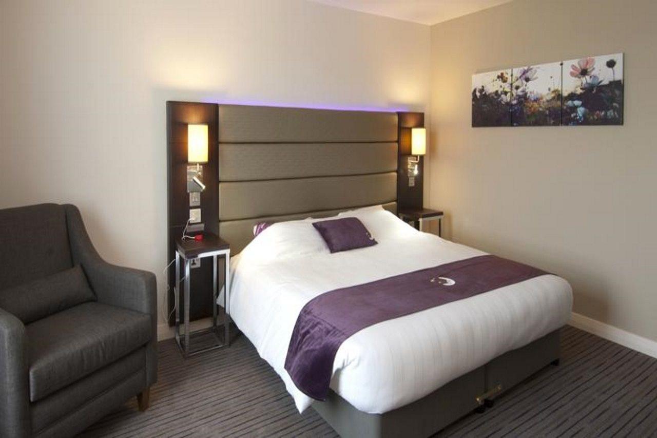 Premier Inn London Enfield Kültér fotó