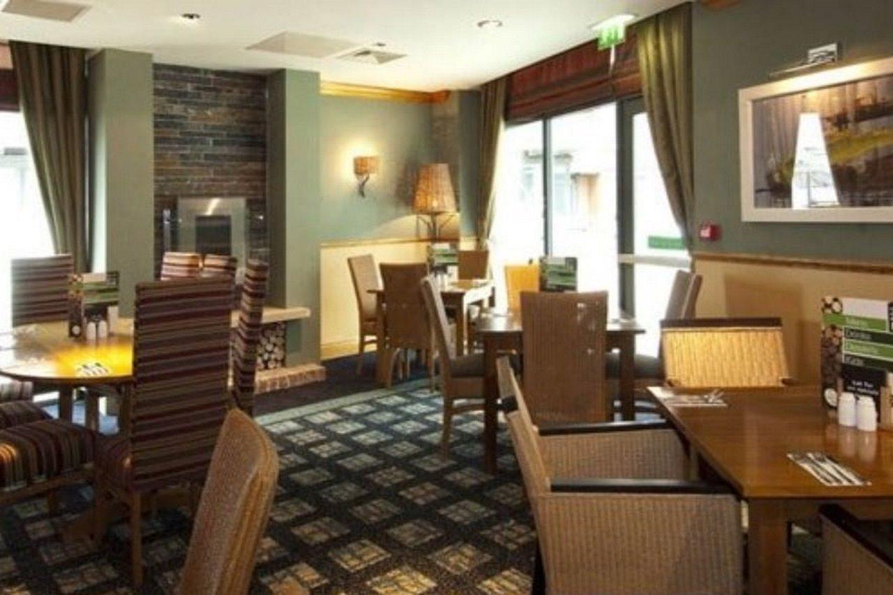 Premier Inn London Enfield Kültér fotó