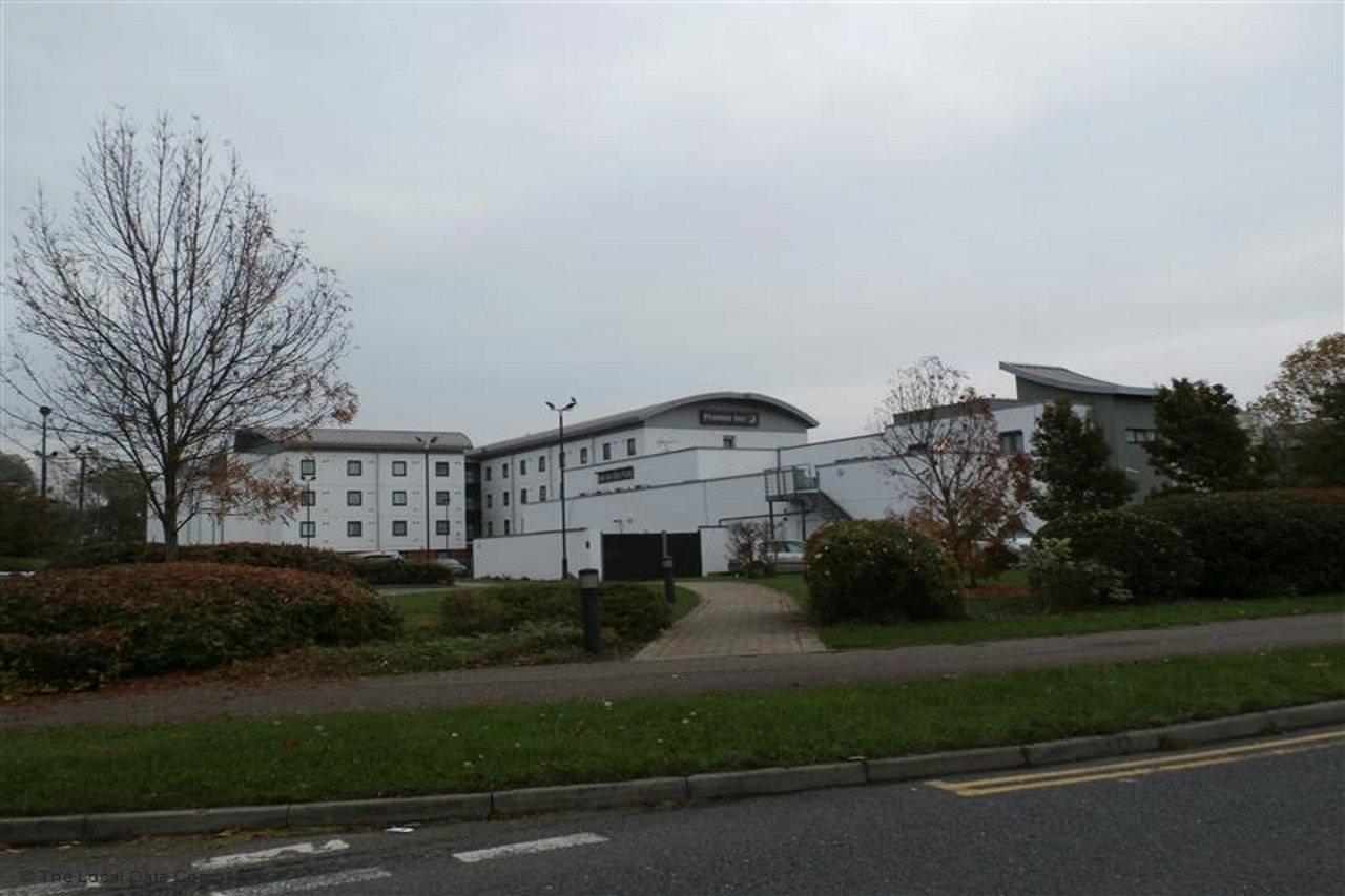 Premier Inn London Enfield Kültér fotó
